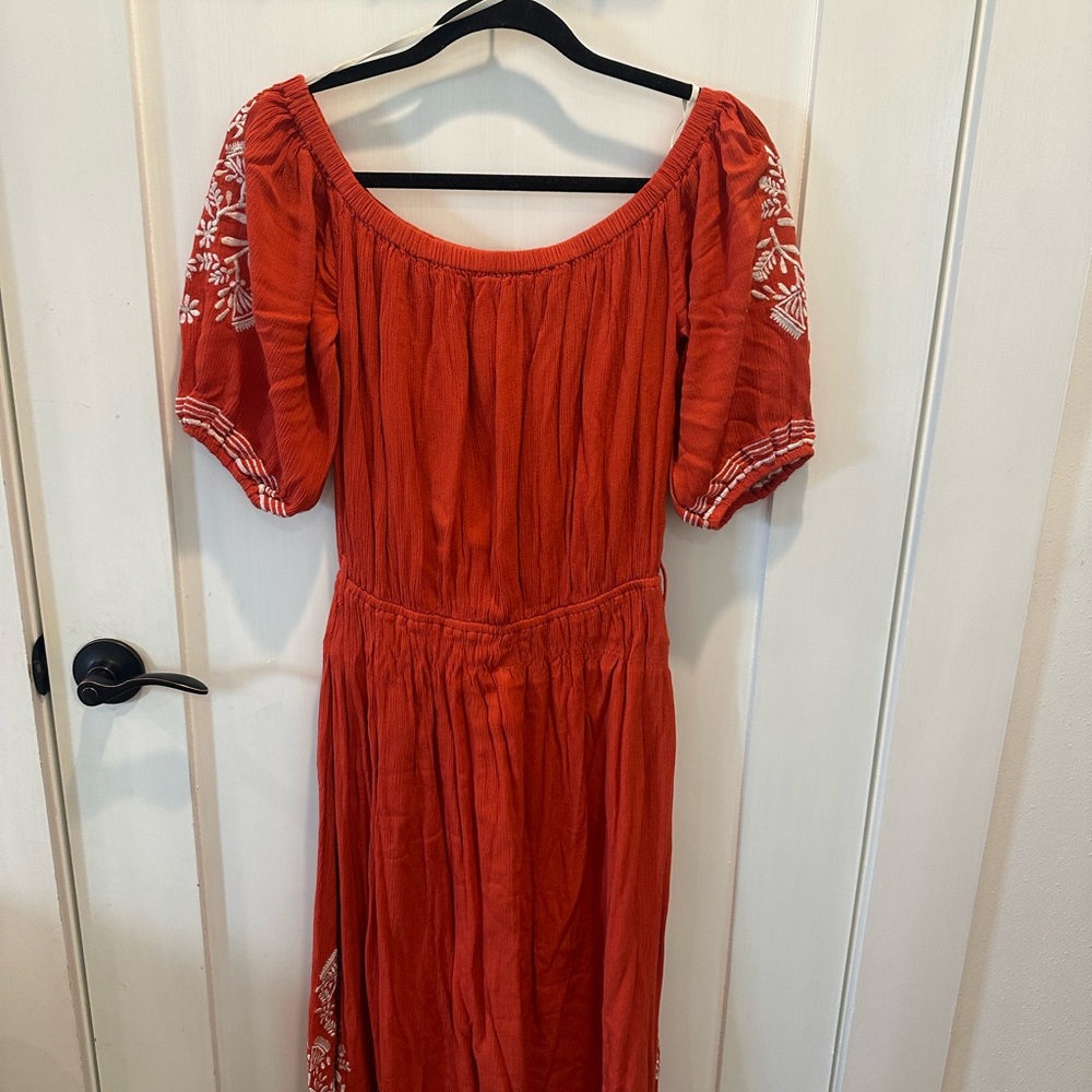 Off the shoulder gauzy embroidered dress